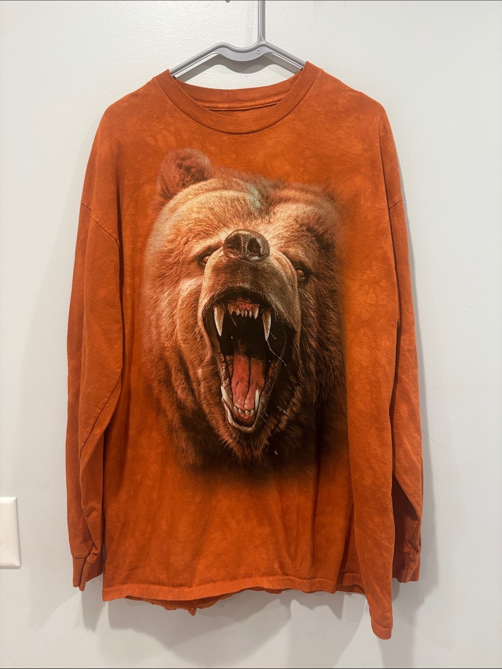 The Mountain Orange Long-Sleeve Roaring Bear Graphic Tee ptp 24 length 30
